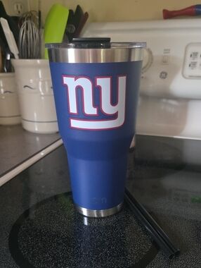 Simple Modern 30oz. New York Giants Trek Tumbler